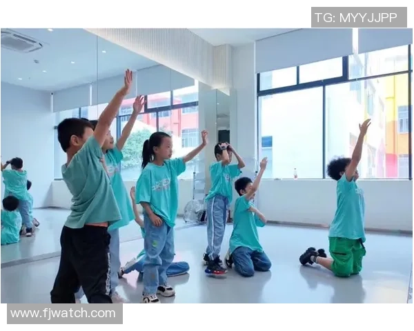 广州街舞队状态对比深度解析及未来发展趋势探讨 广州街舞队状态对比深度解析及未来发展趋势探讨