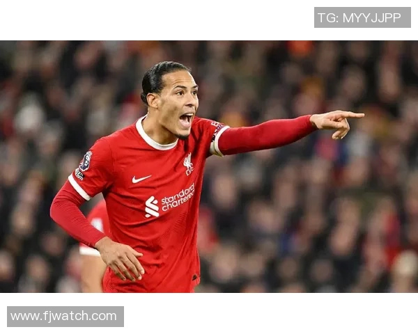 足球场上的奇葩瞬间揭秘那些行为怪异的足球明星背后的故事与心理分析