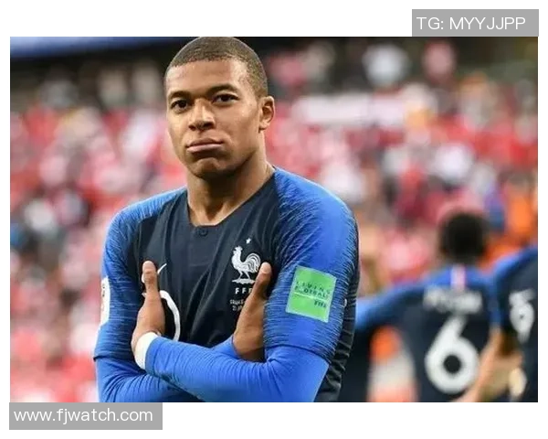 巴神的传奇人生：从黑人足球明星到全球瞩目的体育偶像